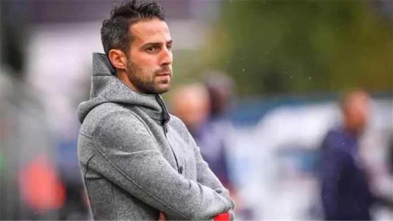 طارق يحيى: يانيك فيريرا يستعد جيدا من أجل لقاء الأهلي والزمالك 