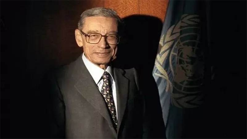 الدكتور بطرس غالي أبرز الحاصلين عليها .. تفاصيل منح الرئيس السيسي قلادة النيل لترامب كأرفع وسام تقديري مصري
