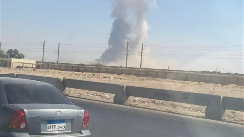 دخان كثيف ودوي صوت قوي قرب التجمع يحدث قلقا والنقل تكشف السبب في بيان مسبق 