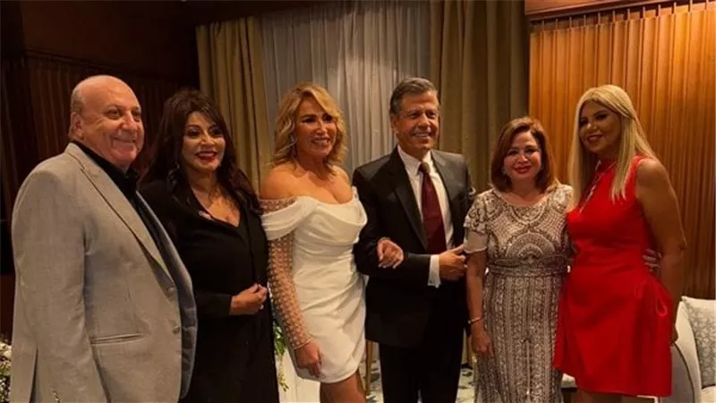 علاج ثمنه مليون جنيه وخلايا جذعية من جسد رضيع.. سر حفاظ إيناس الدغيدي على شبابها