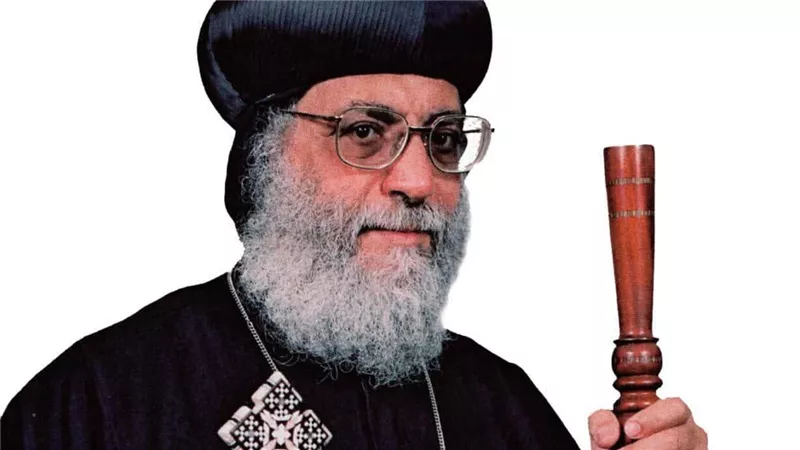 مراسم تجنيز الأنبا أنطونيوس مرقس في الكنيسة بچوهانزبرج  سفراء مصر والجاليات القبطية يشاركون بالعزاء 