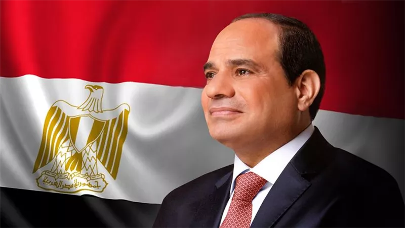منح الرئيس السيسي أرفع وسام أمني عربي 