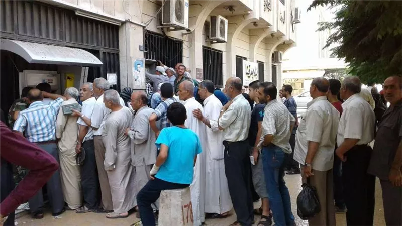 تبكير صرف معاشات شهر نوفمبر 2025 رسميًا من بعض البنوك المصرية الكبرى