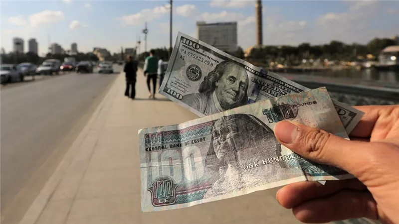 سعر الدولار اليوم الأحد في مصر بين البنوك الحكومية والخاصة وفق أحدث البيانات الرسمية
