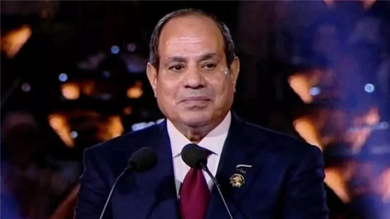 ضوء مسلة المتحف المصري الكبير بالافتتاح يذكر العالم بأن المسلات في الخارج مصرية الجذور