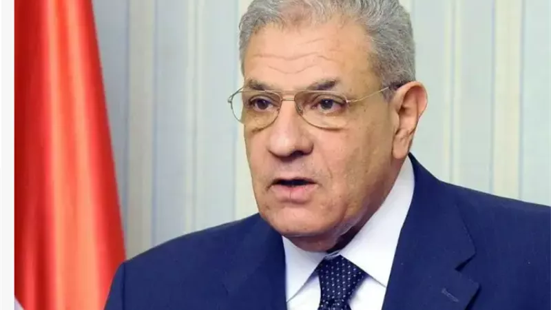 إبراهيم محلب يكشف كواليس اختيار موقع المتحف المصري وتفاصيل نقل تمثال رمسيس الثاني 