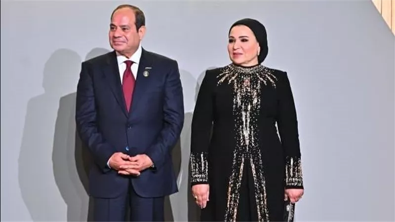 السيدة انتصار السيسي تشيد بالقائمين على حفل افتتاح المتحف المصري الكبير