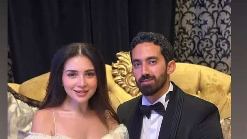مي عز الدين في أول ظهور رومانسي مع زوجها أحمد تيمور فى شهر العسل