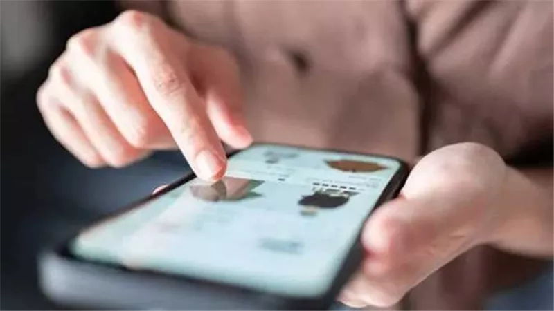 رئيس شعبة الاتصالات يعلن ارتفاع أسعار كروت الشحن خلال أسابيع