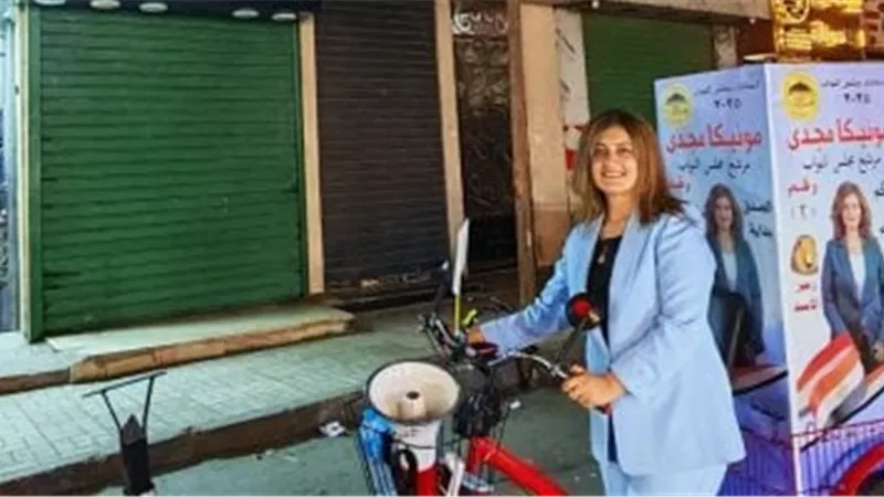  مونيكا مجدي مرشحة مجلس النواب تظهر بالدراجة في شوارع شبرا  لدعم حملتها الانتخابية