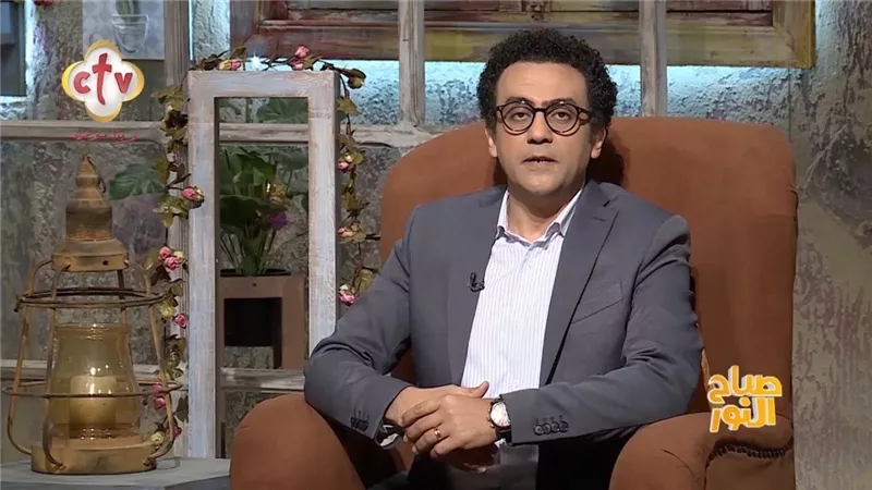 الإعلامي إسحق يونان يعتذر عن تصريحاته بشأن رسامة الشماسات ويوضح ملابسات ما حدث