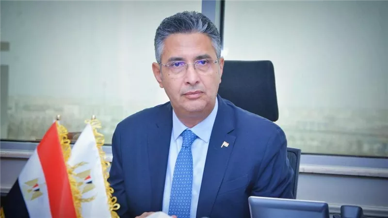 وفاة والدة الدكتور شريف فاروق وزير التموين والتجارة الداخلية وصلاة الجنازة بالتجمع الأول
