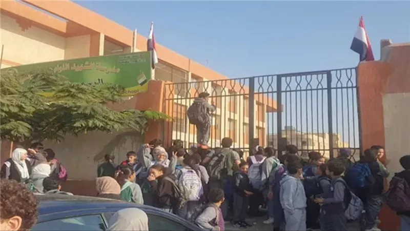 تعليم القليوبية يؤكد دخول جميع التلاميذ المتأخرين بمدرسة العبور دون استثناء