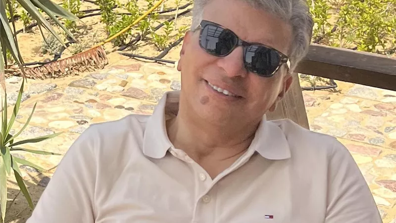 ابلكيشن بيغطي صور البنات.. رد خالد منتصر على الترويج للتطبيق