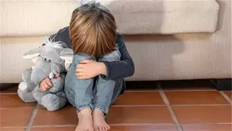 القبض على سائق أتوبيس المدرسة الخاصة في التجمع بتهمة التحرش بتلاميذ Pre Kg