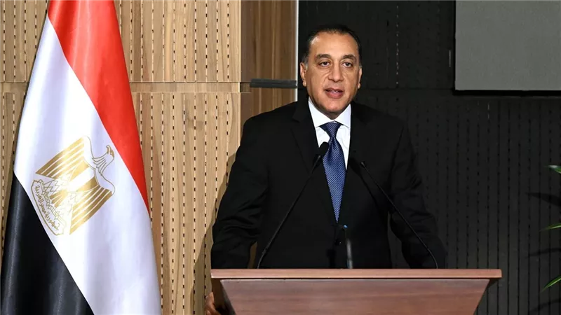 مدبولي ينفي وجود فيروس غامض ويكشف حقيقة الوضع الصحي الحالي