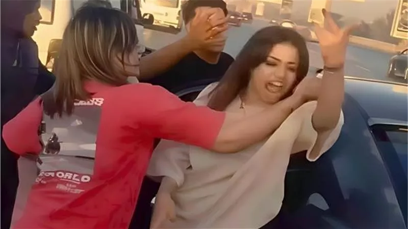 الأحكام النهائية في واقعة الفعل الفاضح أعلى طريق المحور بالتفصيل
