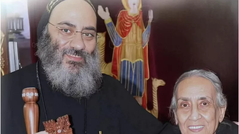 رحيل الأم الفاضلة والدة نيافة الأنبا فيلوباتير ننشر تفاصيل الجنازة وصلاة الثالث اليوم 