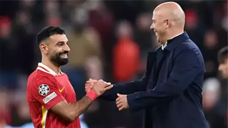 تطور مفاجئ بأزمة محمد صلاح بعد إعلان ليفربول عودته الرسمية ضمن قائمة الفريق