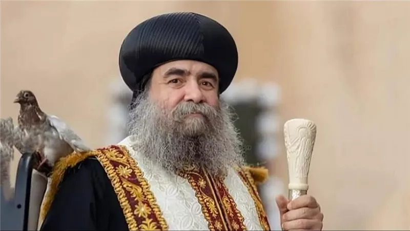مصدر كنسي ينفي تعرض الأنبا يؤانس لحادث ويؤكد نيافته بصحة جيدة