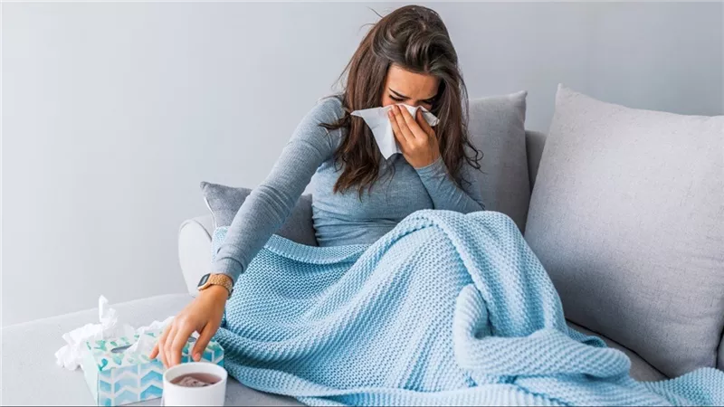 وزارة الصحة تحذر طلاب المدارس وكبار السن وأصحاب الأمراض المزمنة من أعراض فيروس H1N1 المنتشر
