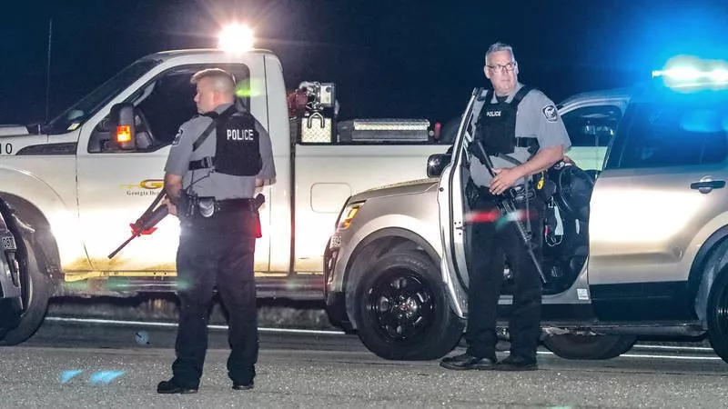 تحذيرات للطلاب والمقيمين بأمريكا بعد حادث إطلاق نار داخل جامعة بروان الأمريكية وسقوط قتلى وجرحى