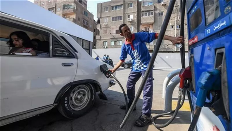 تصريحات وزير البترول عن أسعار البنزين والسولار: 