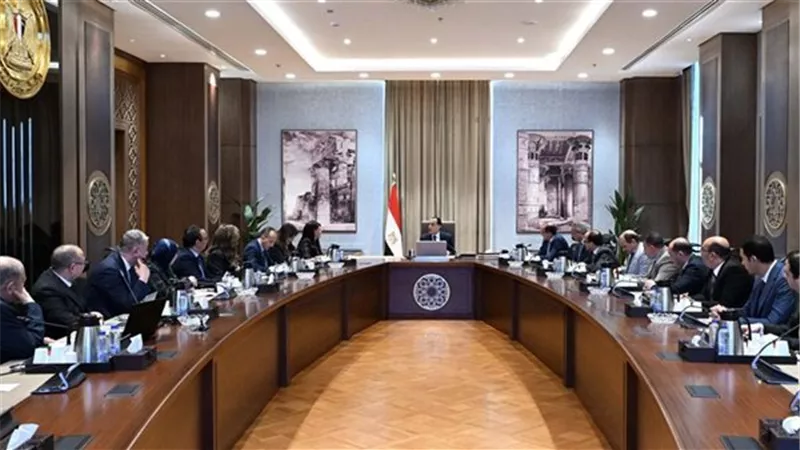 متابعة الموقف التنفيذي والمالي لمبادرة حياة كريمة.. مصطفى مدبولي يعقد اجتماع 