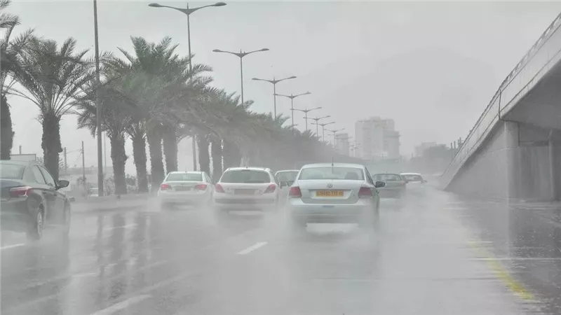 حالة الطقس غدًا مائل للدفء نهارًا شديد البرودة ليلًا وشبورة صباحية