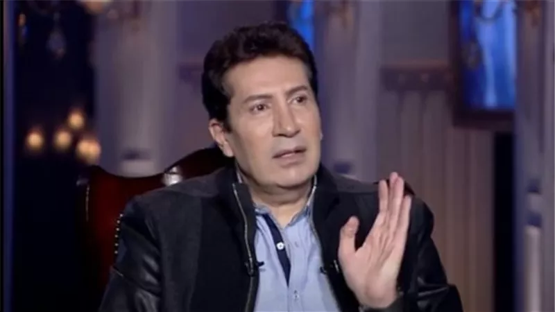 الموت يفجع الفنان هاني رمزي بوفاة والدته بعد صراع مع المرض