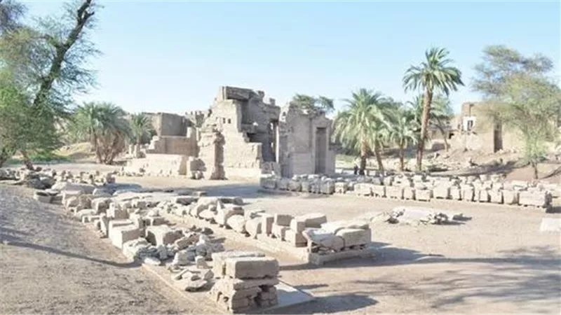 إكتشاف أثري جديد في معبد منتو بالكرنك.. صور جديدة 