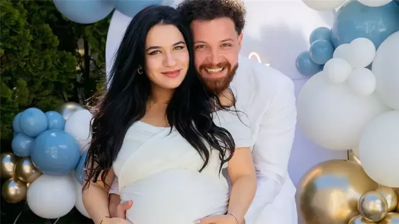 محمود حجازى يخرج عن صمته ويعلق على الجدل الدائر باتهامه بضرب وسحل زوجته