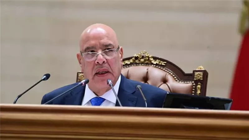 الحكومة تسحب مشروع قانون المرور من البرلمان وتقارير توضح السبب