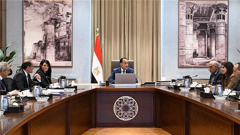 إنشاء 34 محطة محولات جديدة وإجراء توسعات.. تطوير المنظومة الكهربائية بمصر