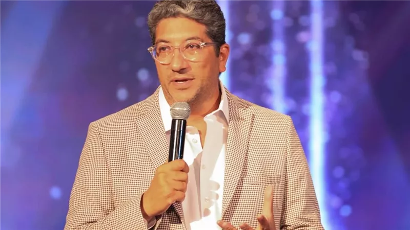 أمير رمزي يحذر من القروض السهلة والربا بعد ارتفاع أزمات الديون والسجن بسبب التعثر