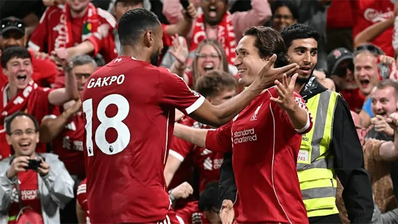 مباراة ليفربول وأولمبيك مارسيليا في دوري أبطال أوروبا