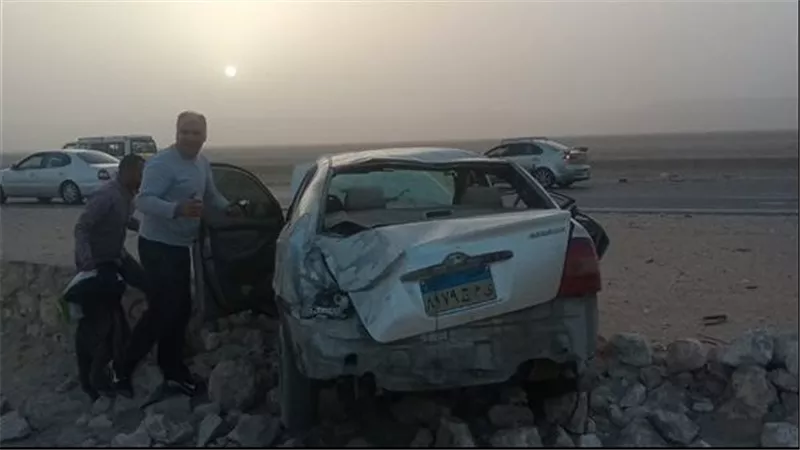 إصابة رئيس المحكمة الاقتصادية بأسيوط ووفاة نجله وزوجته في حادث انقلاب سيارة