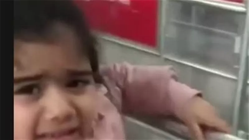 فيديو الصغيرة.. ناشر الفيديو يؤكد أنها ليست ابنته والفيديو قديم