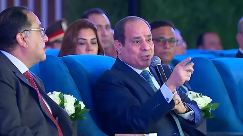 أول صور لطائرة إيرباص A350-900 قبل تدشينها ضمن أسطول مصر للطيران بحضور رئيس الوزراء