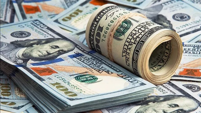 سعر الدولار أمام الجنيه بنهاية اليوم.. تراجع في 3 بنوك وارتفاع بالسوق الموازية