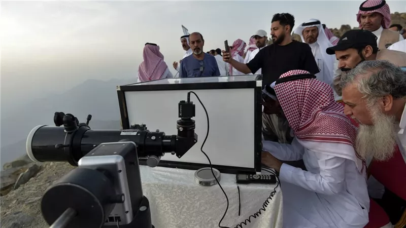 قائمة الدول التي أعلنت الأربعاء أول أيام رمضان 2026 واختلاف دول للخميس