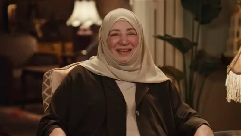 عبلة كامل تتصدر الترند بإعلان هاتف محمول وتتقاضى 25 مليون جنيه بعد غياب 8 سنوات عن الشاشة