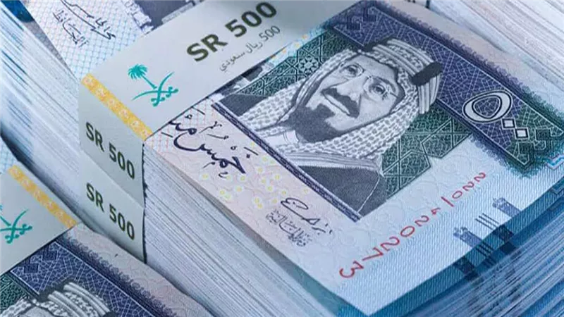 سعر الريال السعودي اليوم في البنوك والسوق الموازية.. 13.89 جنيه للبيع بالأهلي و13.84 للشراء خارجها