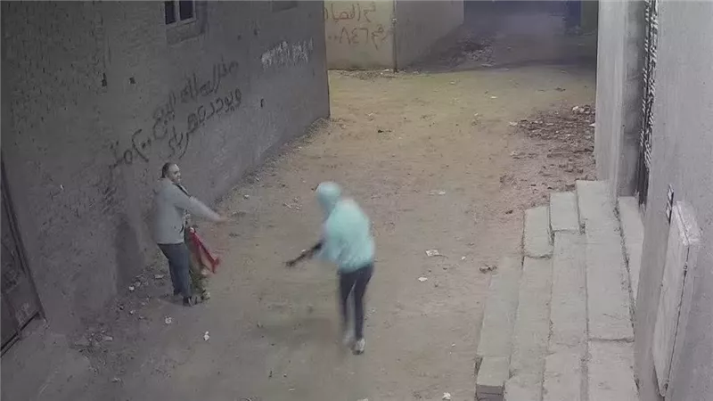 وجه قبيح لخلافات لم ترحم براءة الطفولة.. التفاصيل الكاملة لأطلاق الرصاص على أب وابنه بالقليوبية