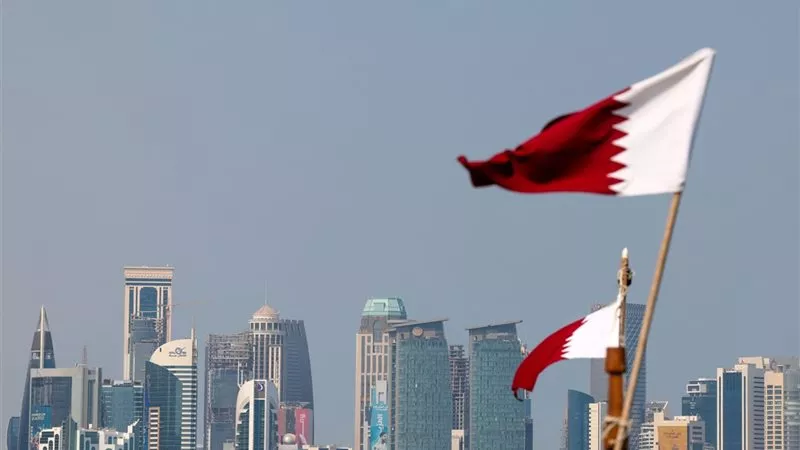 قطر تعلن إغلاق سفارتها في السعودية اليوم مؤقتًا وتوضح موعد استئناف العمل للخدمات القنصلية