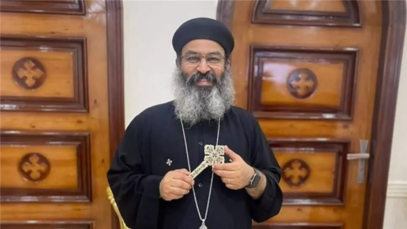 نيابة محرم بك تصرح بدفن القمص تادرس عطية وإقامة الجنازة اليوم بالكاتدرائية المرقسية بالإسكندرية