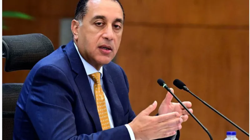 التشكيل الوزاري المرتقب يطيح بوزراء خدمات واقتصاد .. كواليس الساعات الأخيرة تكشف حركة تغييرات شاملة بالحكومة