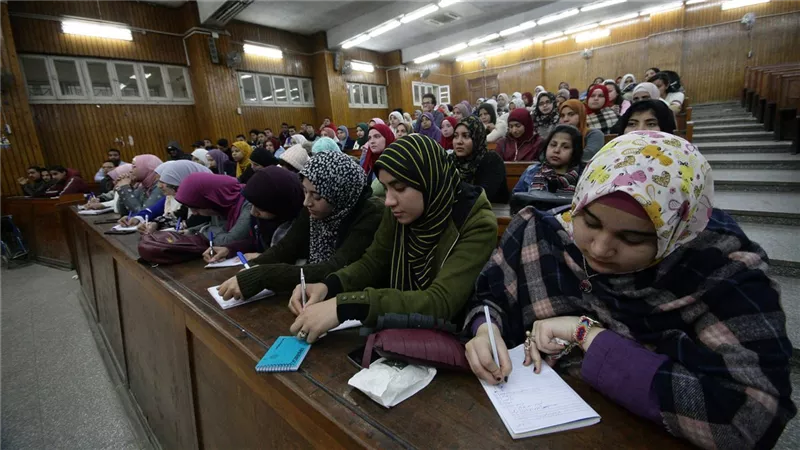 الخريطة الزمنية للعام الجامعي 2025/2026 تحدد مواعيد الميدتيرم وامتحانات الترم الثاني