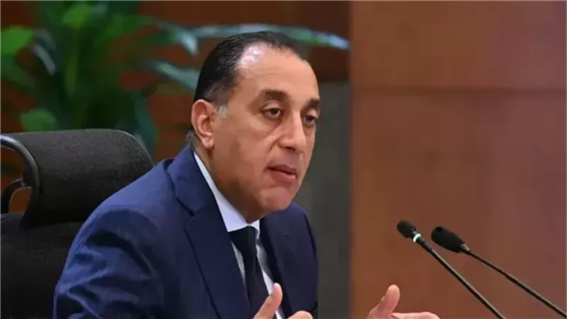العفو عن باقي مدة العقوبة لبعض المحكوم عليهم بمناسبة عيد الفطر وتحرير سيناء