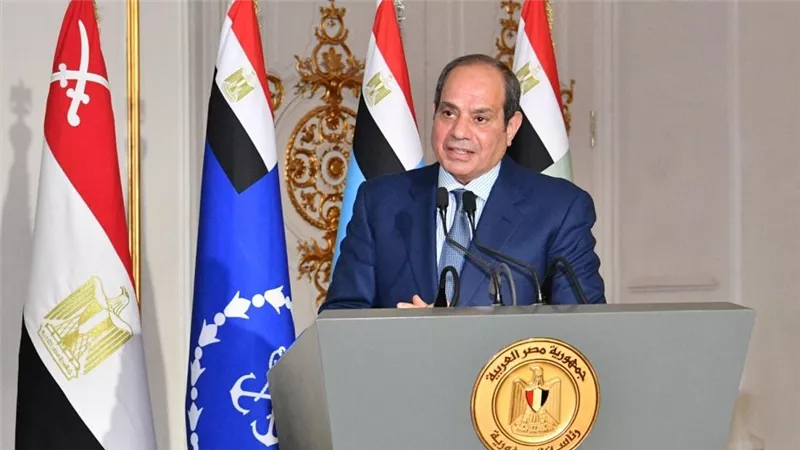 السيسي يوجه بإلغاء التخصصات الجامعية غير المطلوبة في سوق العمل ويطالب بمصارحة الطلاب بالحقيقة